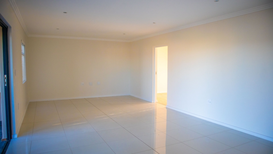 4 Bedroom Property for Sale in Kidds Beach Eastern Cape